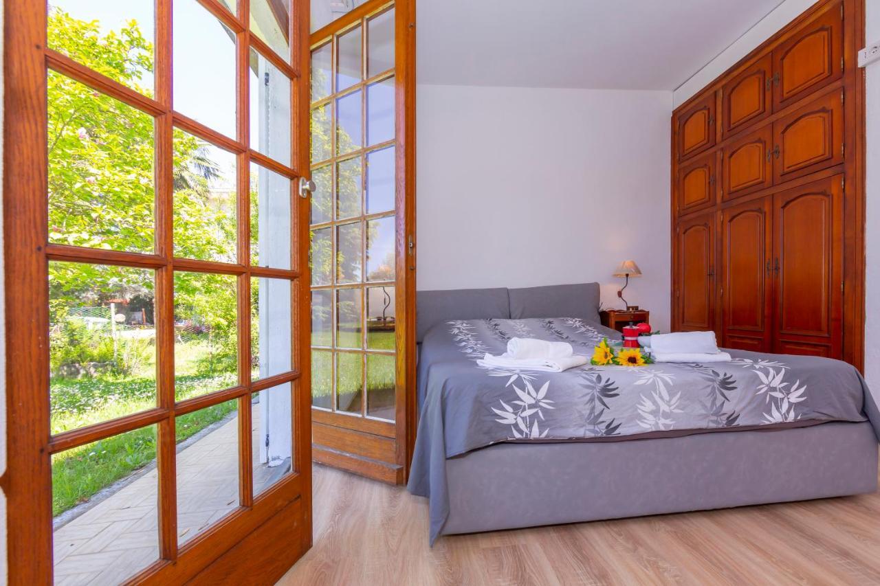 Cadrezzate Villa Martine Au Bord Du Lac - Happy Rentals מראה חיצוני תמונה