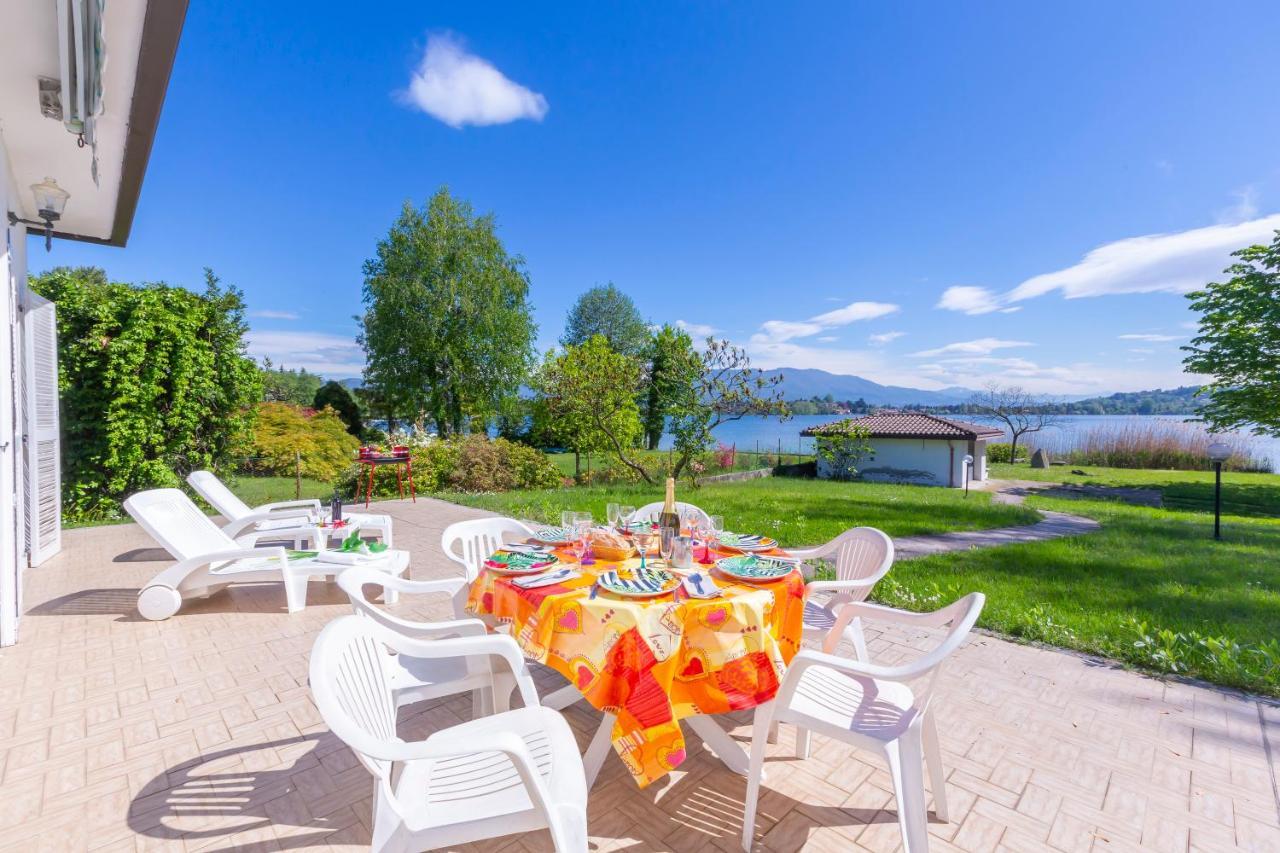 Cadrezzate Villa Martine Au Bord Du Lac - Happy Rentals מראה חיצוני תמונה